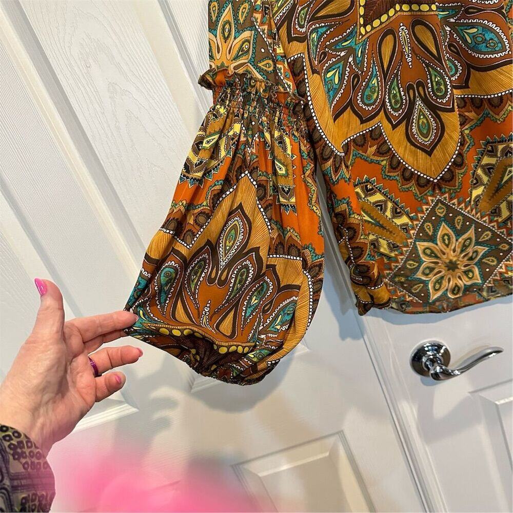 Chico's Women's  size 3 Geometric Peasant Blouse Multicolor Long Sleeve‎ - Picture 4 of 12